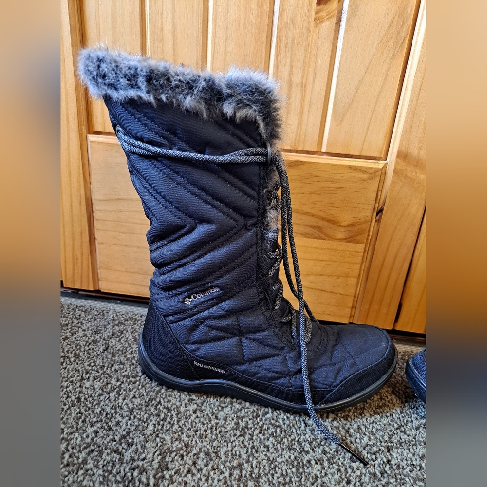 Columbia Waterproof Casual Winter Boots size 7.5